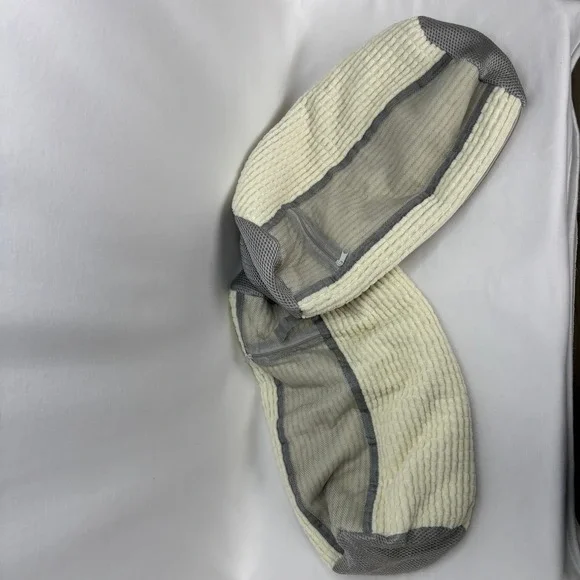 2 Pcs Shoe Wash Laundry Bags Washing Machine Textured Fabric Reusable - Picture 3 of 9